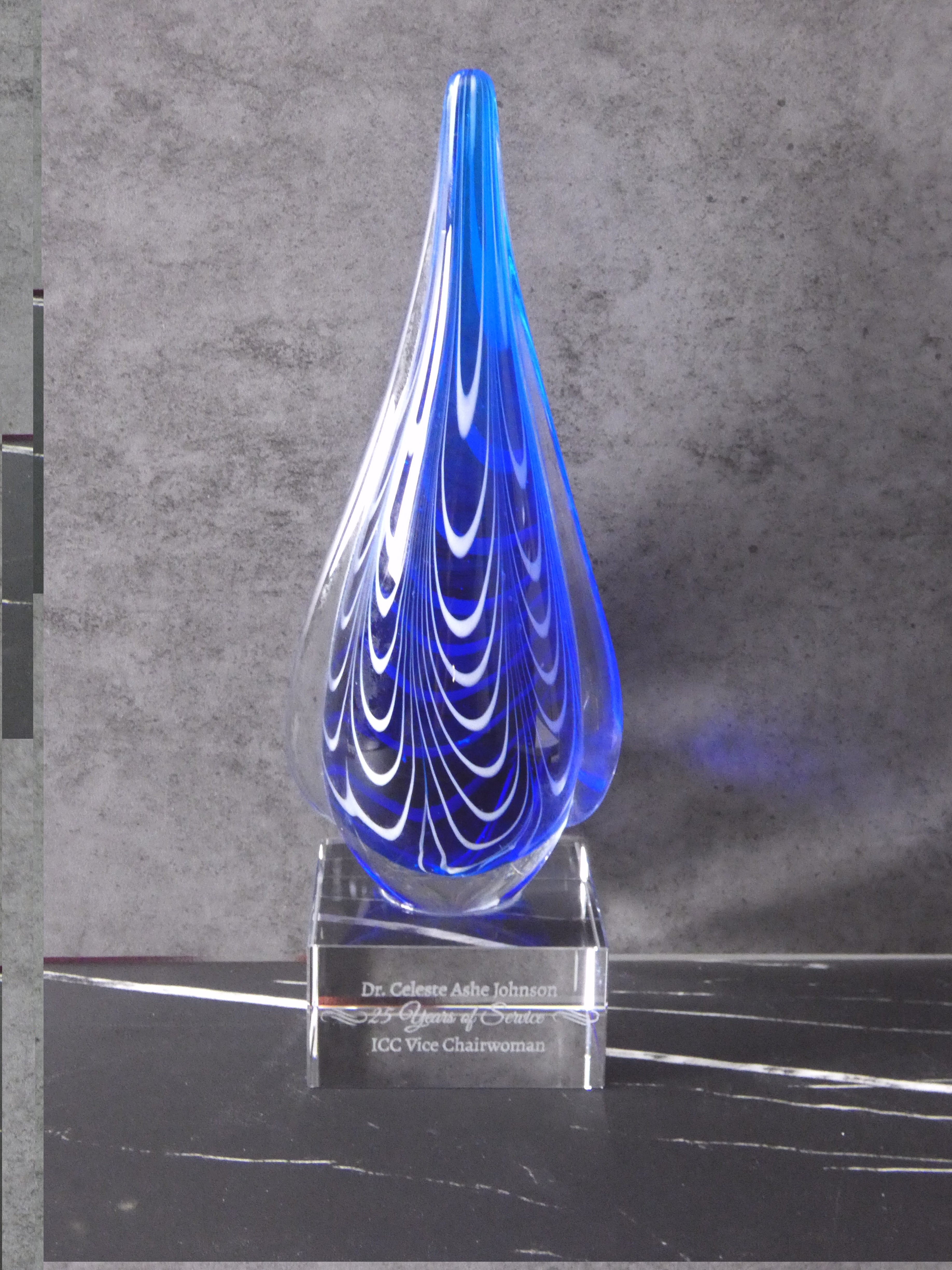 Personalized Blue & Black Teardrop Art Glass Award (10")