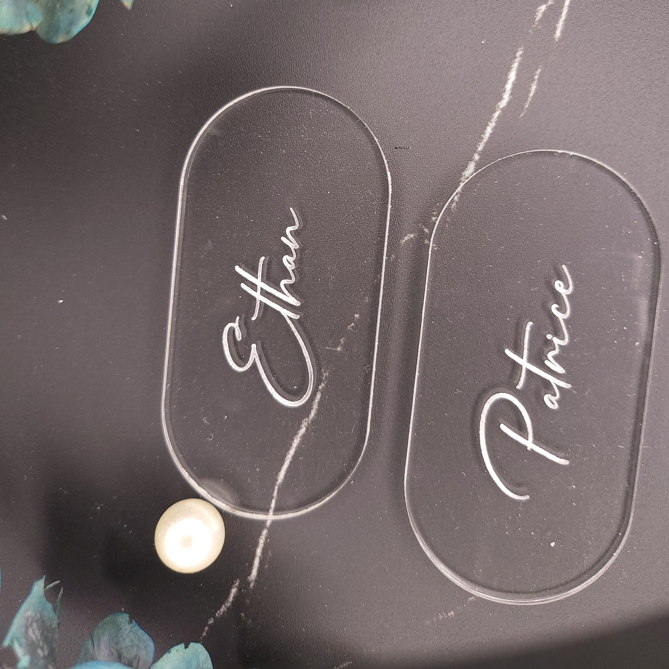 Personalized Oval Place Cards | Small Name Tags for Weddings & Events – Wood or Acrylic Options