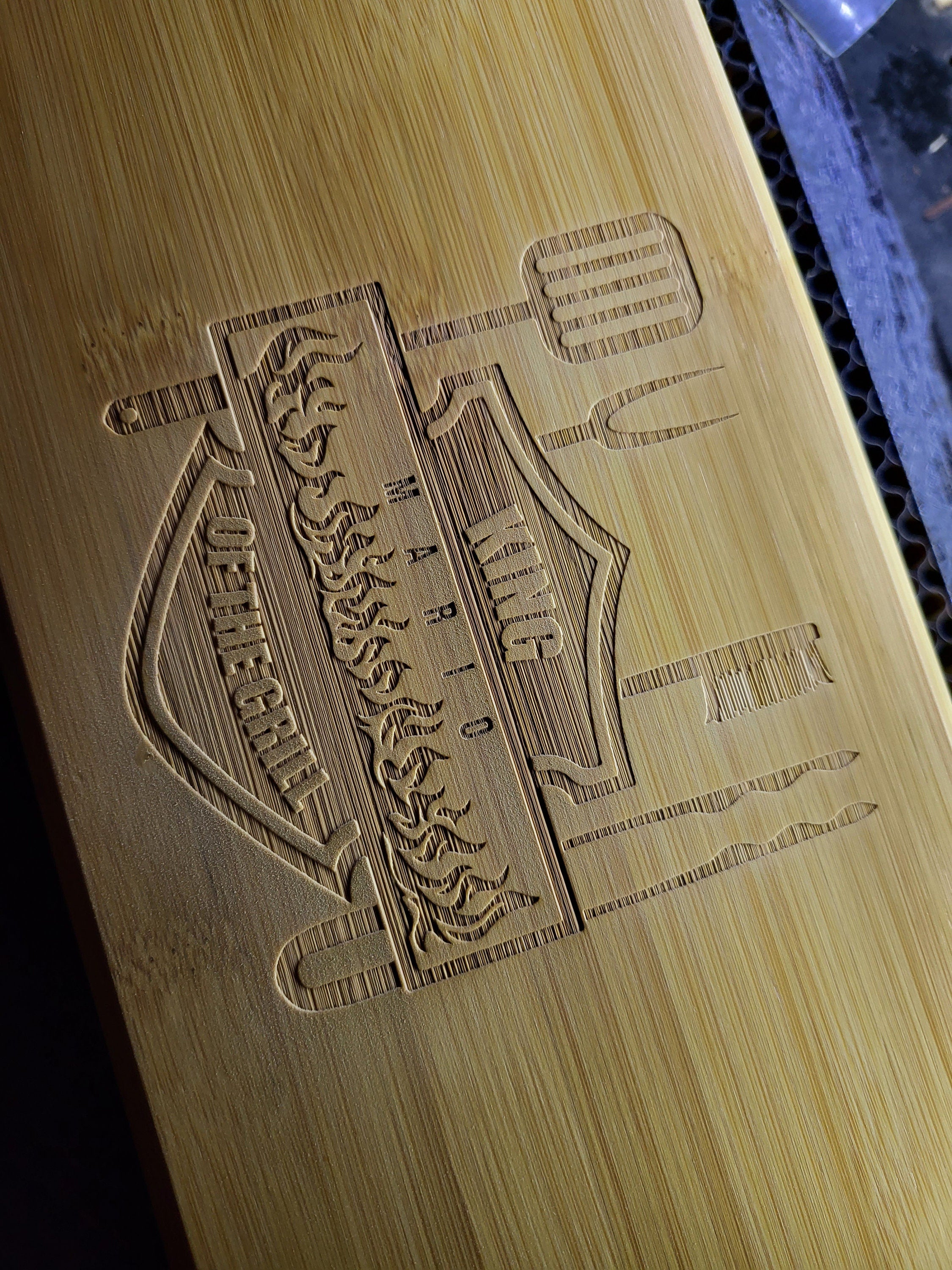 Personalized Bamboo BBQ Grill Set – Flame & Tools Design