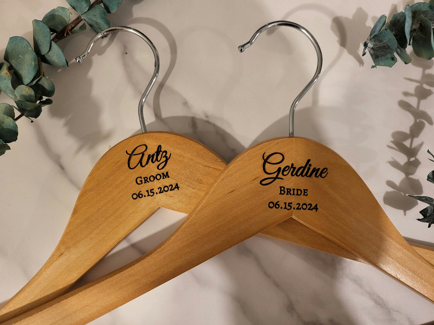 Wedding Hanger | Wedding Gift | Bride Hanger | Bridesmaid Gifts | Mrs. Hanger | Wedding Dress Hanger | Bridesmaid Hangers | Tuxedo Hanger